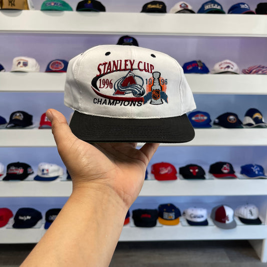 Vintage 1996 NHL Colorado Avalanche Stanley Cup Snap Back