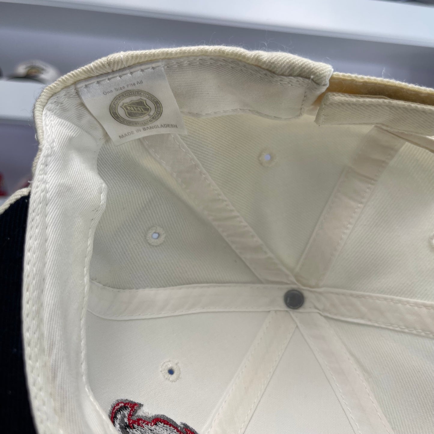 Vintage NHL Buffalo Sabres White Dome Goat Head Puma Velcro Snap Back