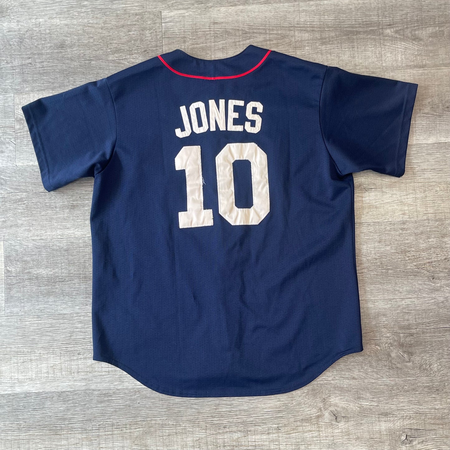 Vintage 1990s MLB Atlanta Braves Chipper Jones Majestic Jersey Size XL