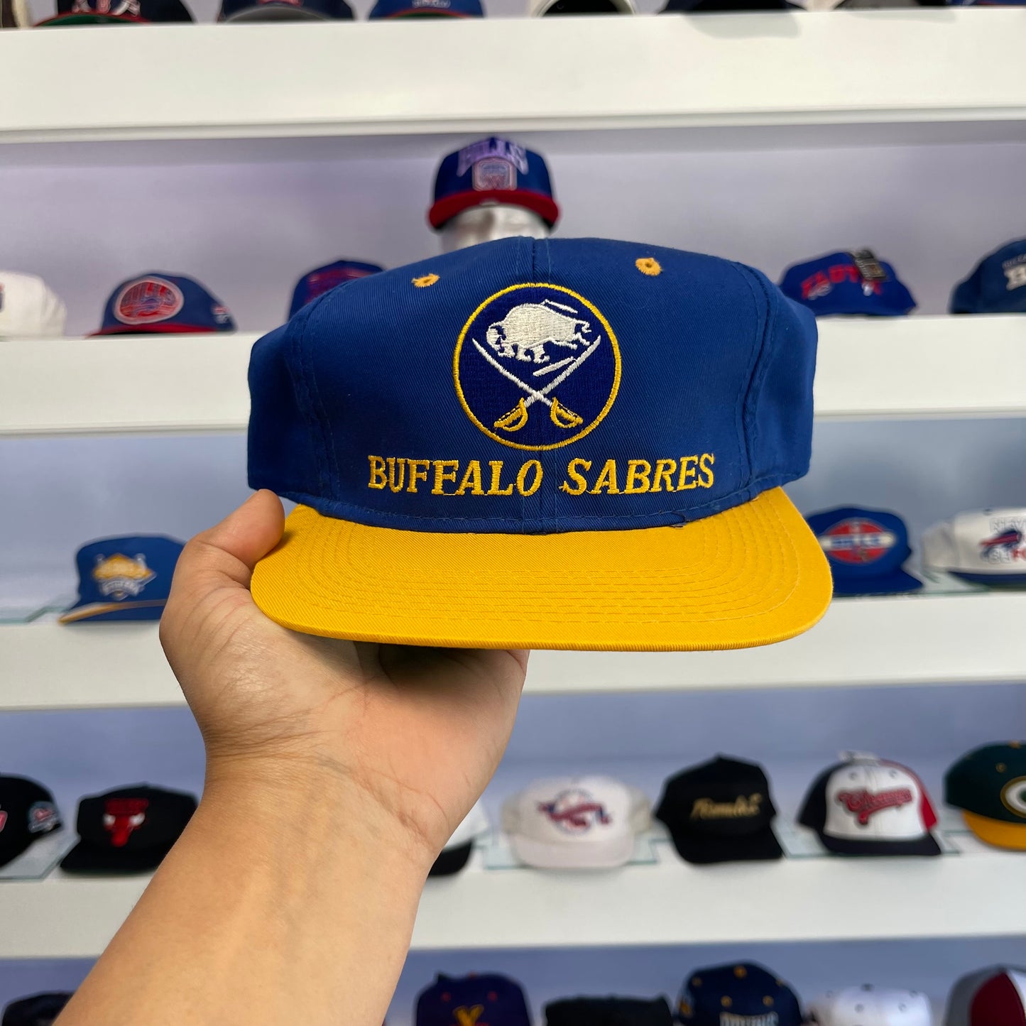 Vintage 1990s NHL Buffalo Sabres Twill Snap Back