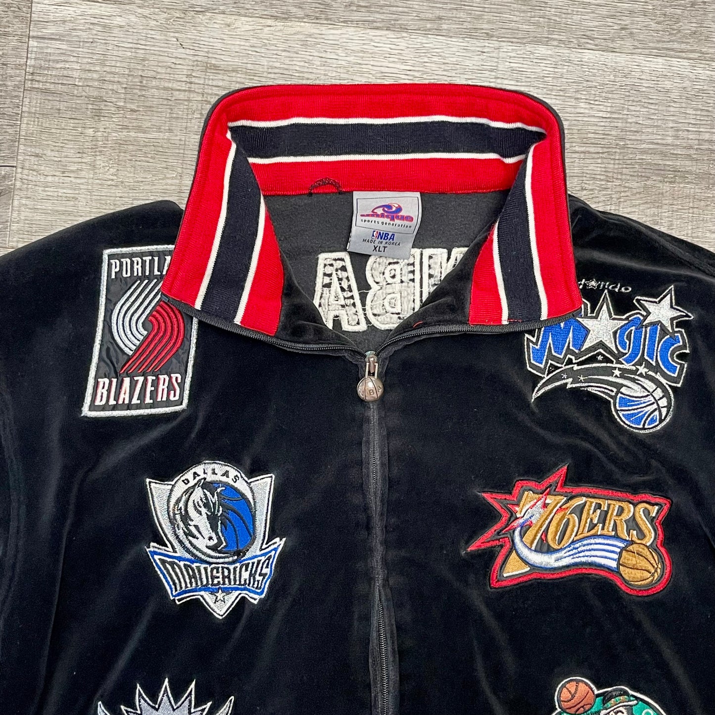 Vintage NBA All-Over Team Logo Jacket Size XL