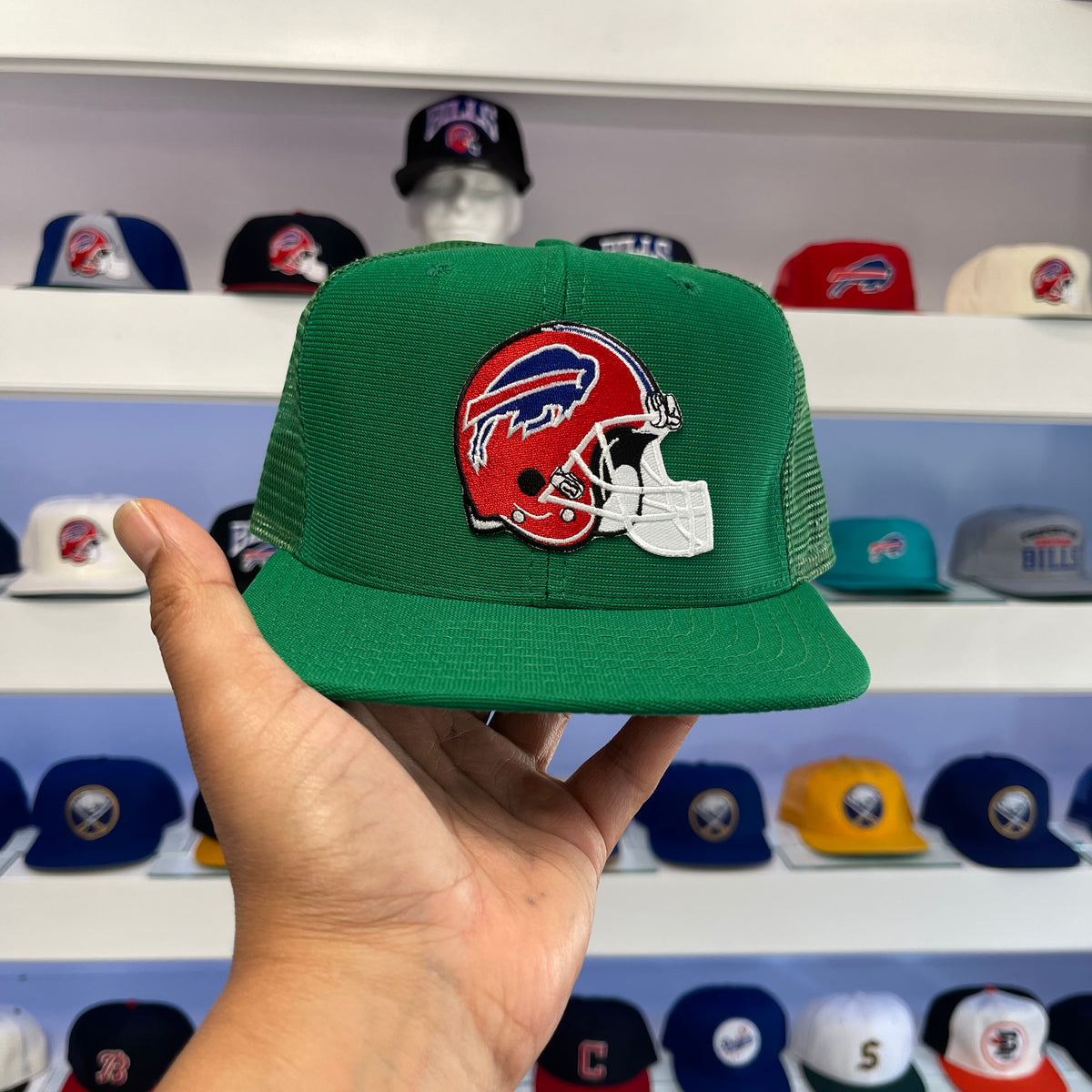 Vintage 1990s Buffalo Bills Red Helmet Kelly Green Snap Back