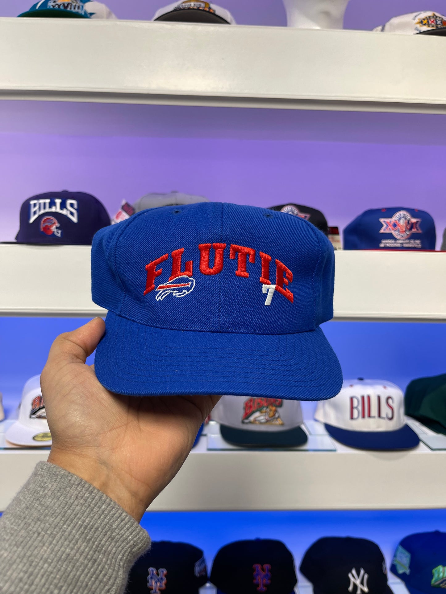 1990 Buffalo Bills Doug Flutie lana Snap Back