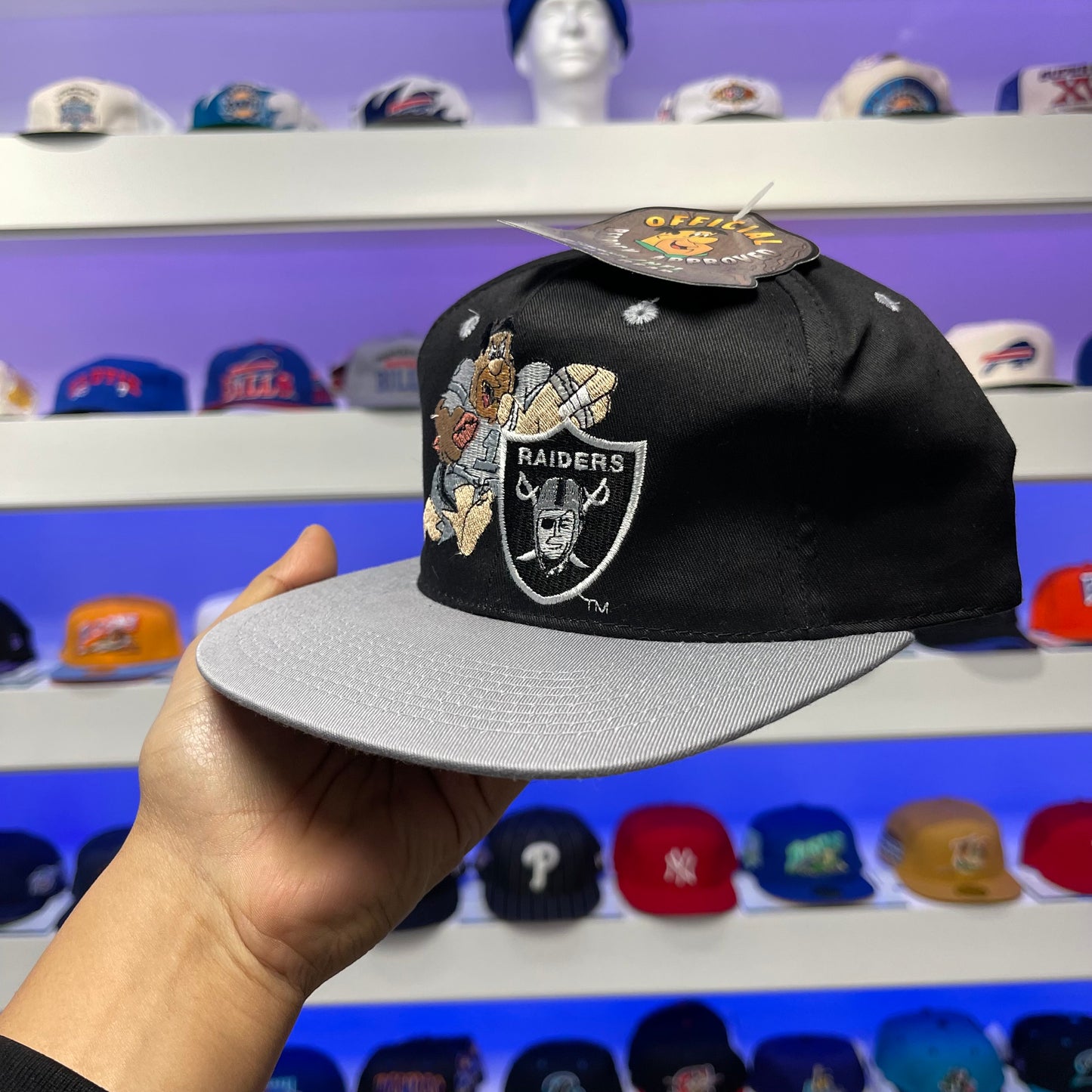 Oakland Raiders Flint Stone Snap Back New with Tags
